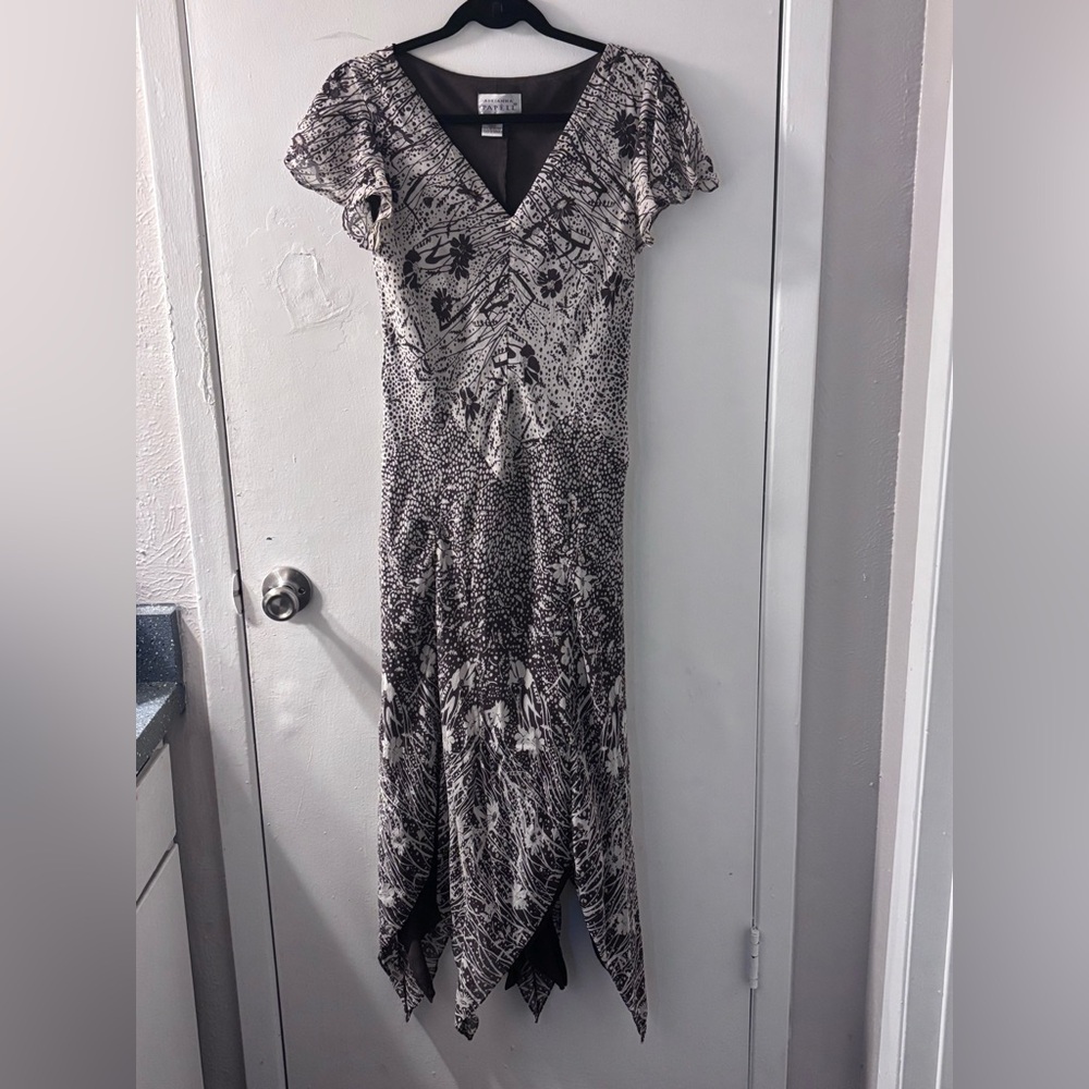 Adrianna Papell Black and White Ruffled Maxi Dress